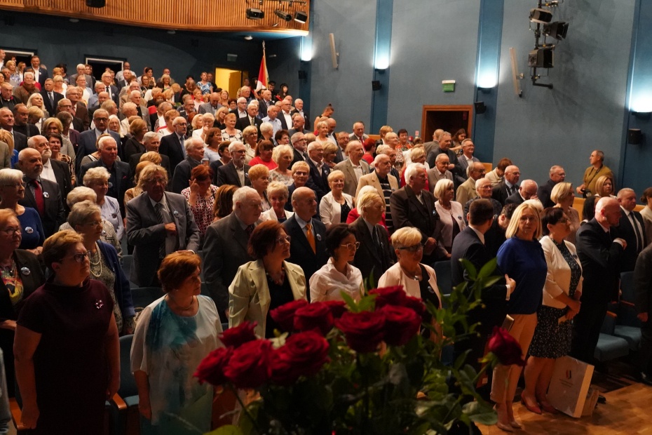 Niezwykły jubileusz Zespołu Szkół Chemicznych we Włocławku – wideo i zdjęcia