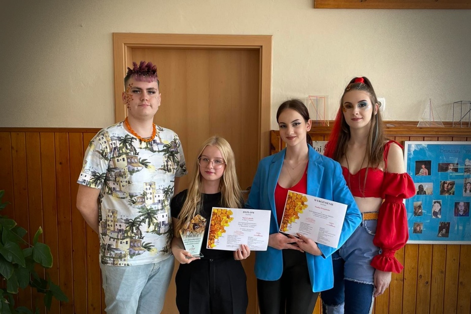 Bursztynowy Grzebień trafił do Włocławka! Uczniowie „Chemika” z nagrodami w prestiżowym konkursie