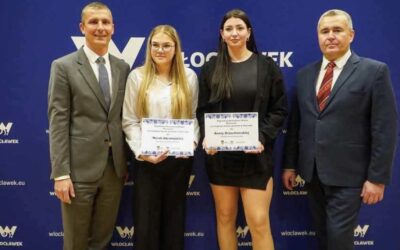 Sportowe stypendia dla uczennic klasy 4 Taż