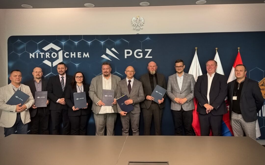 Nitro-Chem zacieśnia współpracę ze szkołami technicznymi z regionu – podpisano umowy partnerskie wspierające przyszłych techników analityków