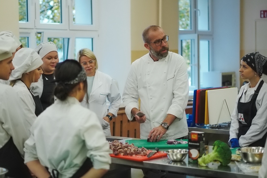 Kujawsko-pomorska gęsina w Chemiku – kulinarne warsztaty z Arturem Morozem