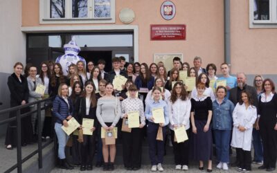 Młodzi pasjonaci chemii rywalizowali w „Chemiku”