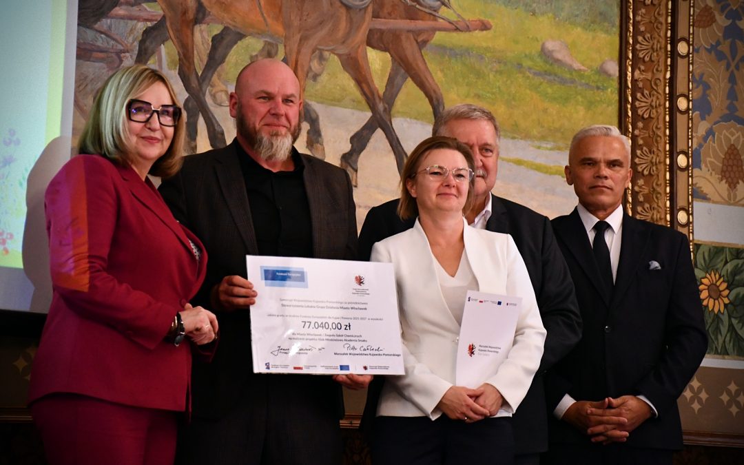 Zespół Szkół Chemicznych wśród grantobiorców